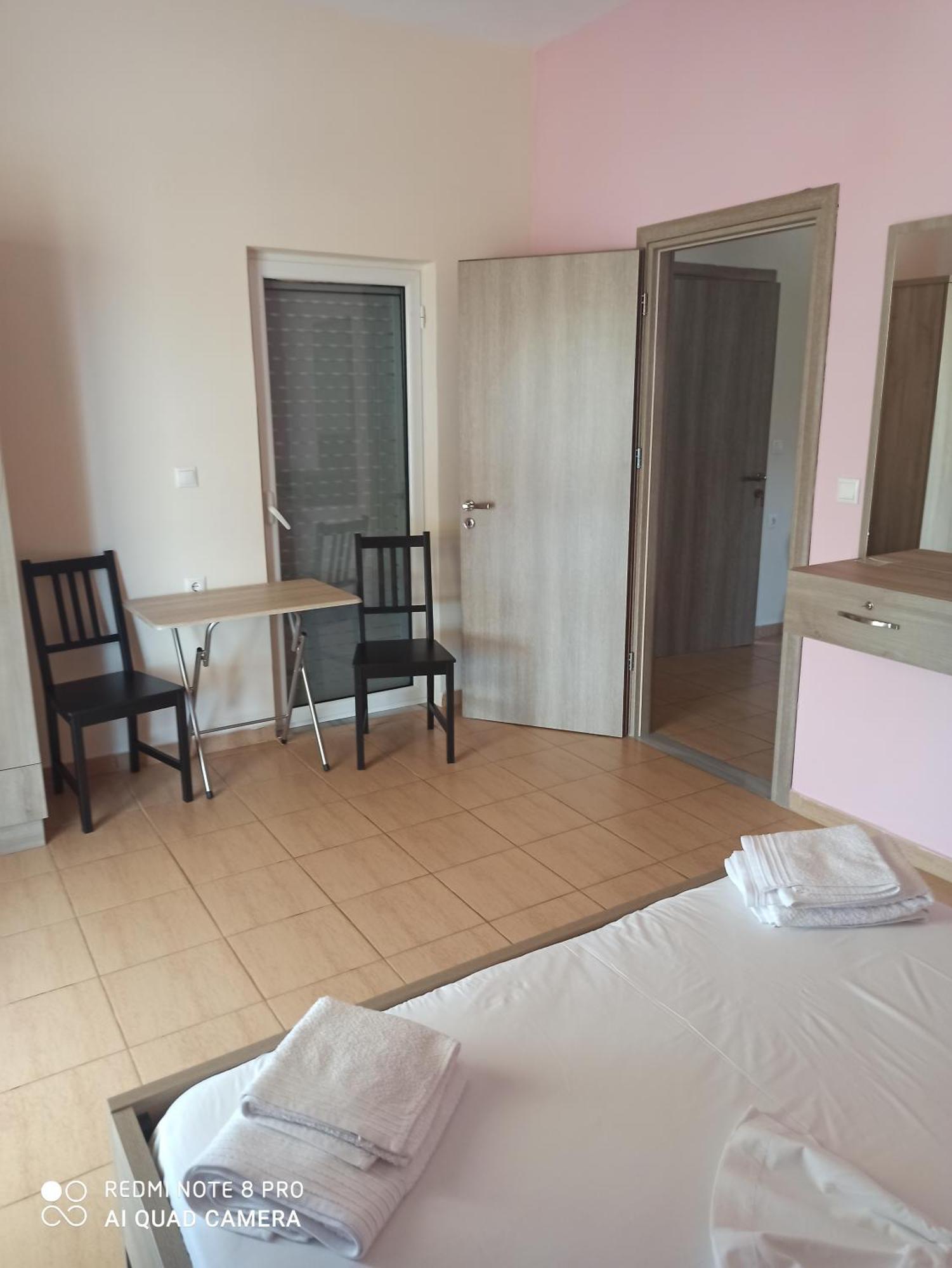 Bella Vista Hotel Himare Quarto foto